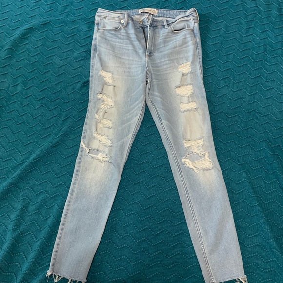 Abercrombie jeans - Picture 3 of 5